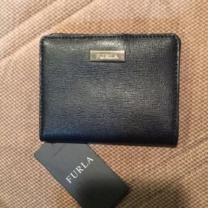 Furla Italia leather bifold